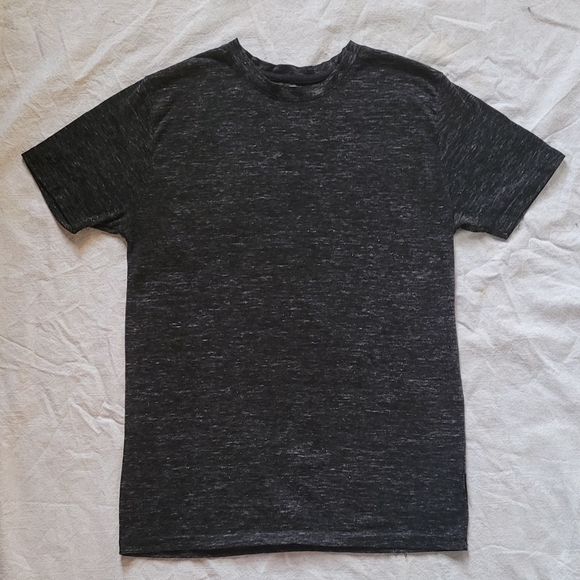 Dikotomy Standard Fit T-Shirt - Picture 1 of 2